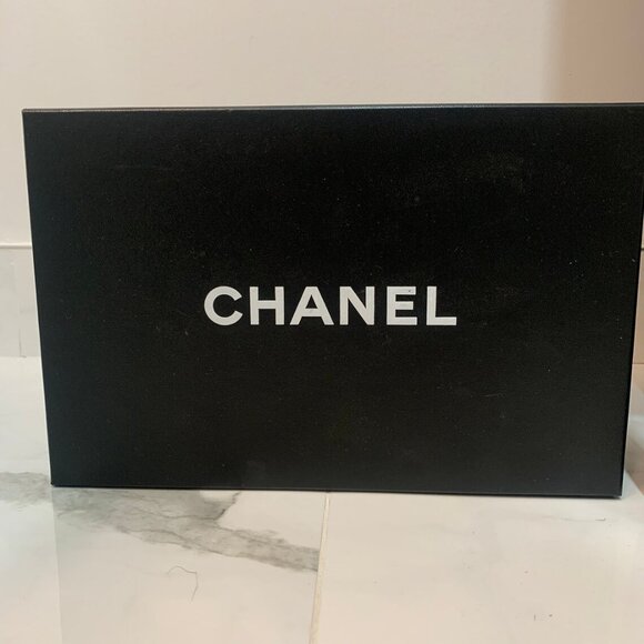 AUTHENTIC Chanel Shoe Brown Black Toe Heel Round Toe Ballet Style Heel Size 9 - Picture 9 of 9